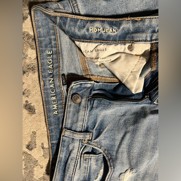 American Eagle Mom Jeans - Picture 3 of 3